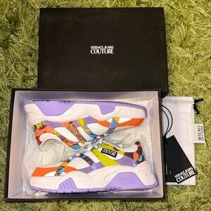 VERSACE JEANS COUTURE sneakers
WORN ONCE